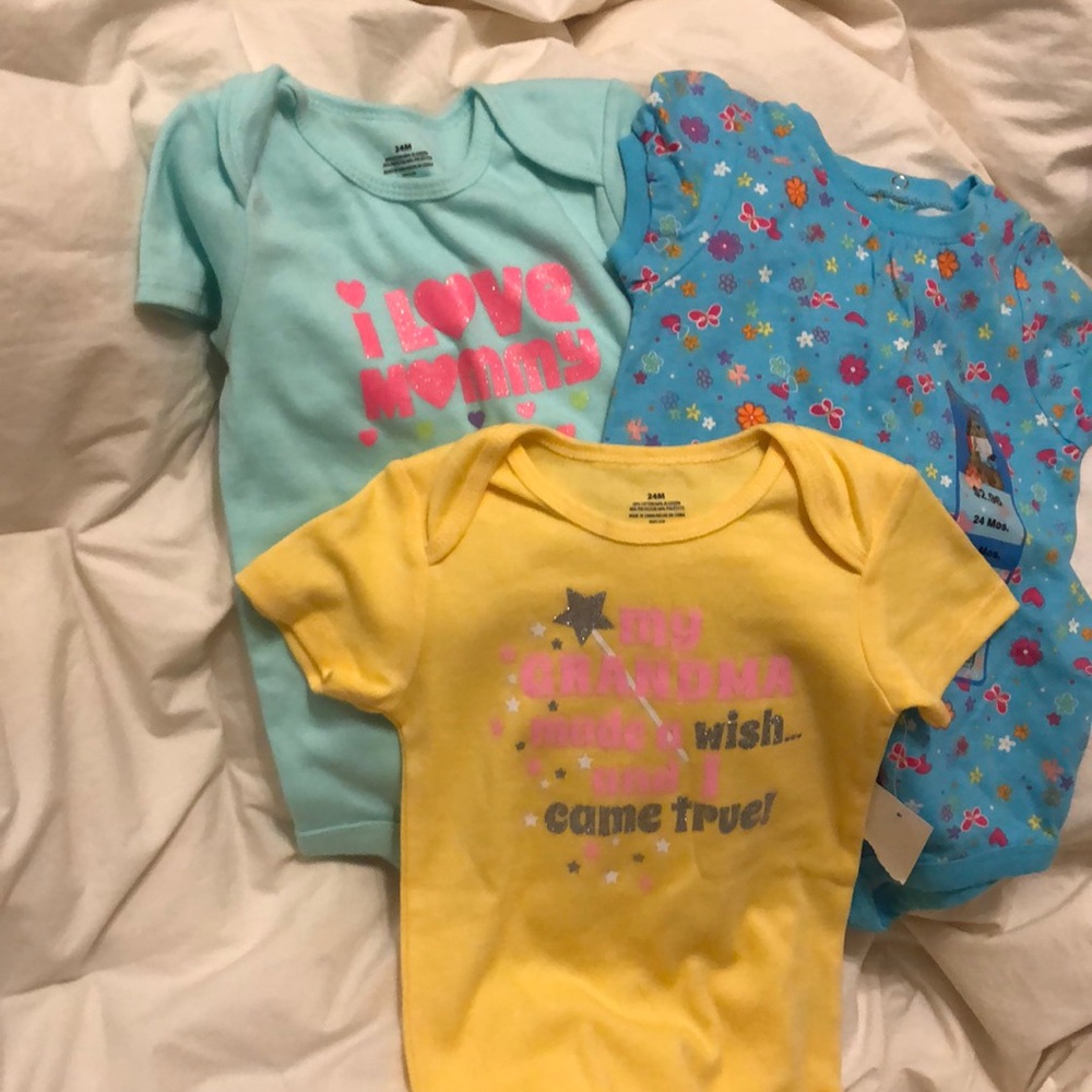 {3} NWT onesies 24 months